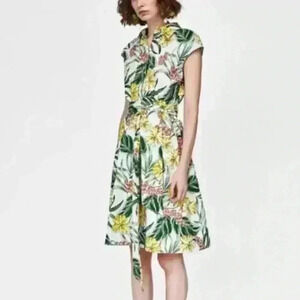 ZARA Dress Bright Tropical Hawaii Floral Size Medium Knee Length Sleeveless